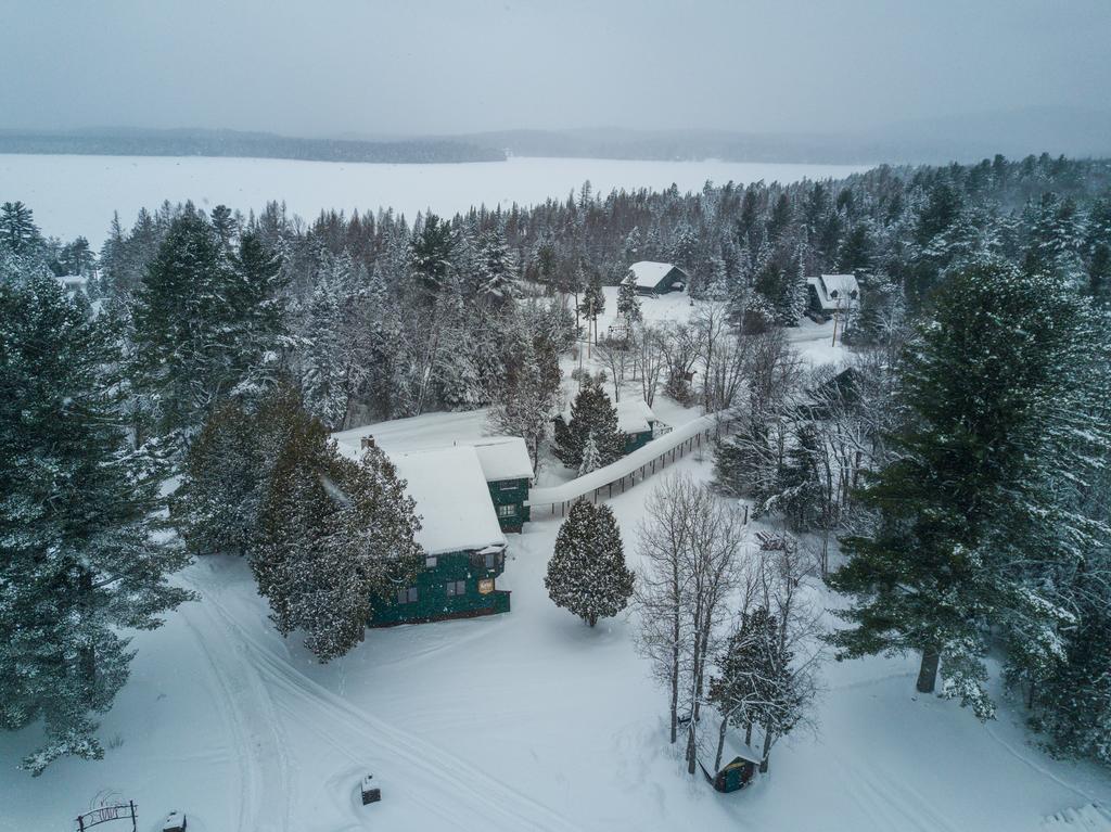 Lake Clear Lodge ภายนอก รูปภาพ