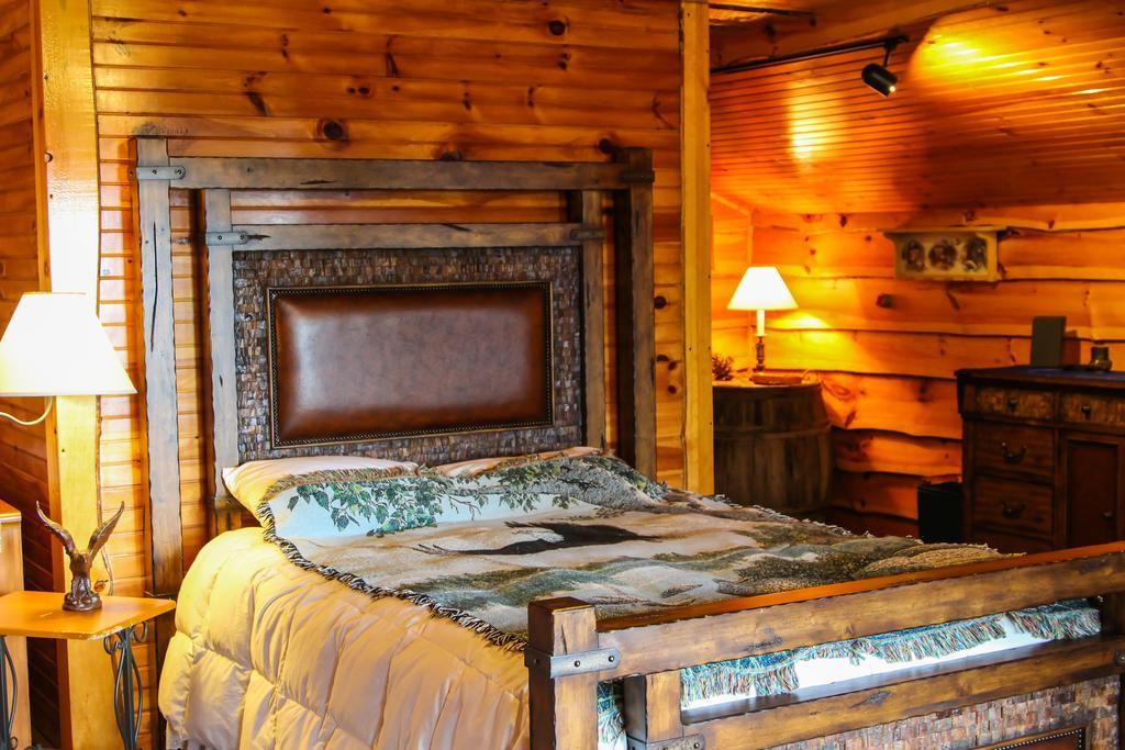 Lake Clear Lodge ภายนอก รูปภาพ