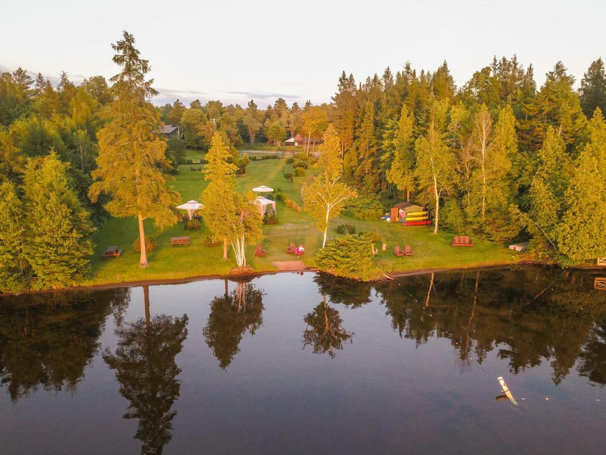 Lake Clear Lodge ภายนอก รูปภาพ