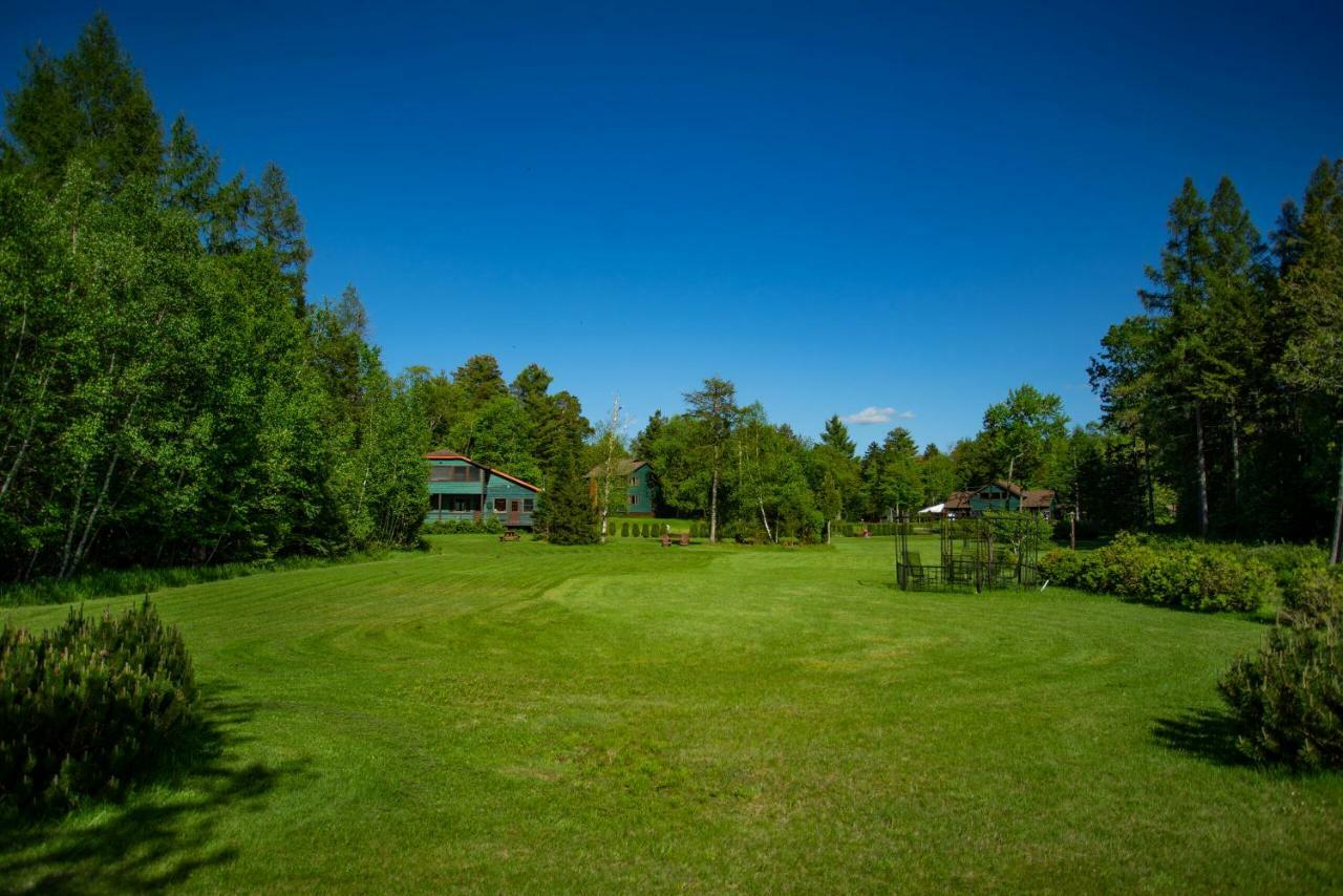 Lake Clear Lodge ภายนอก รูปภาพ